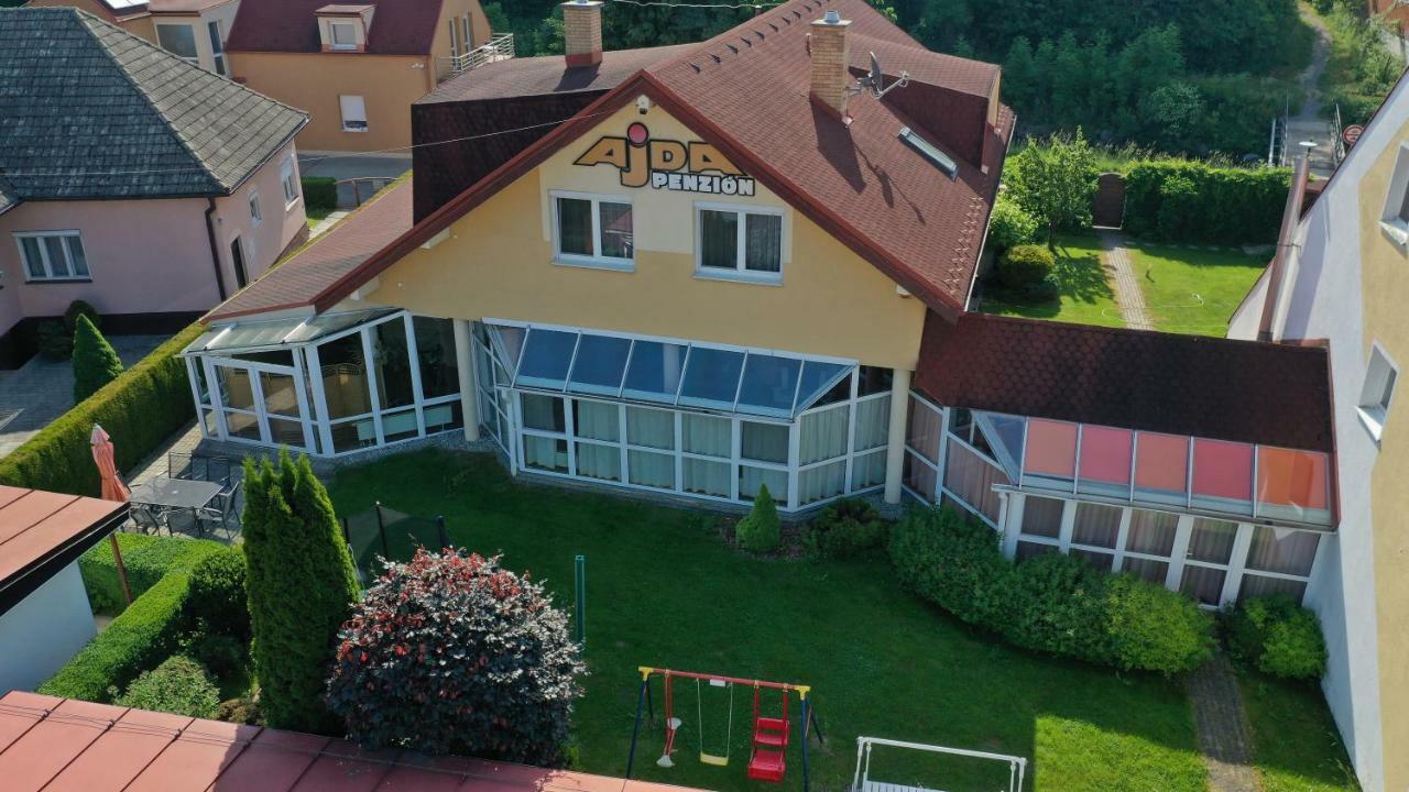 Penzion Ajda Липтовски-Микулаш Экстерьер фото